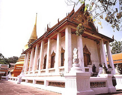 พระอุโบสถวัดบรมนิวาส กรุงเทพฯ 