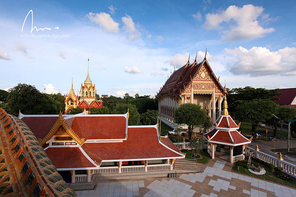 พระอุดมญาณโมลี (หลวงปู่จันทร์ศรี จนฺททีโป) 