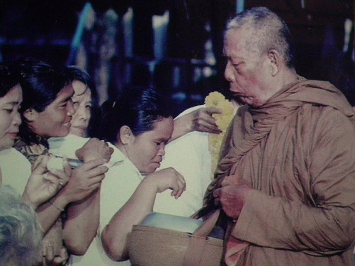 หลวงพ่อคำพอง ติสโส