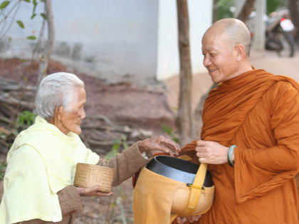 พระอาจารย์อุทัย ฌานุตตโม