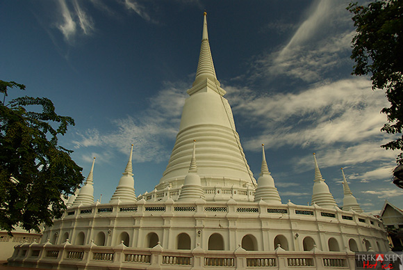 วัดประยุรวงศาวาส วรวิหาร