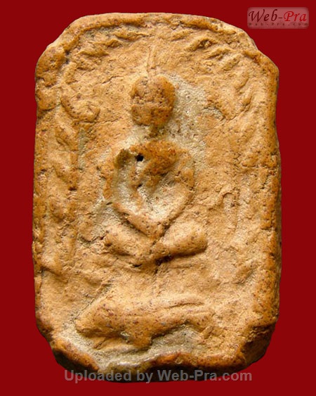 พิมพ์เม่นโบราณ (เม่นเล็ก) หลวงพ่อปาน โสนันโทเถระ วัดบางนมโค จ.พระนครศรีอยุธยา (เนื้อดิน)