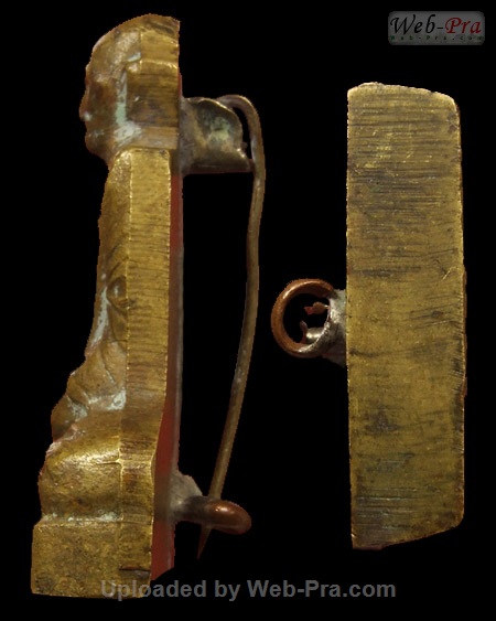 ปี พ.ศ.๒๕๑๖ เหรียญปั๊มรูปเหมือน พิมพ์เข่ากว้าง หลังเข็มกลัด หลวงพ่อพรหม วัดช่องแค (1.เนื้อระฆังเก่า)