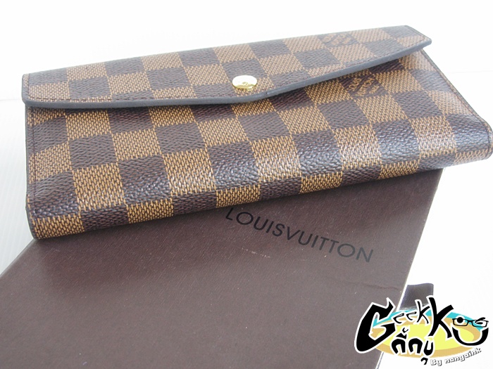 กระเป๋า Louis Vuitton  เคาะเดียว 400 บาท