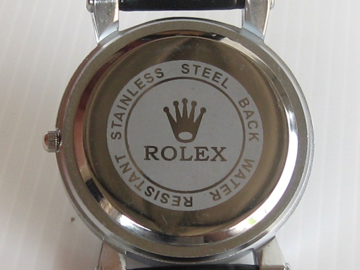 ROLEX ตัวเรือนกลม หน้าดำ เคาะเดียวครับ