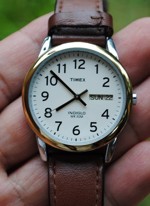 TIMEX  สายหนัง หน้าทอง สภาพดีครับ  