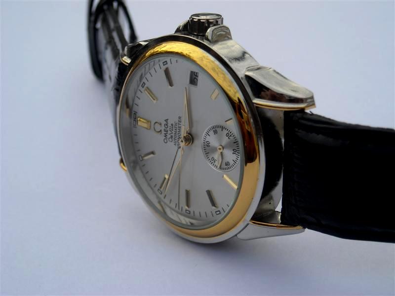   "  วัดใจ เคาะเดียว  "  Omega Deville automatic หน้าขาว ขอบทอง