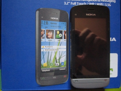 โทรศัพท์ nokia C5 - 03 มือสองสภาพ 97%