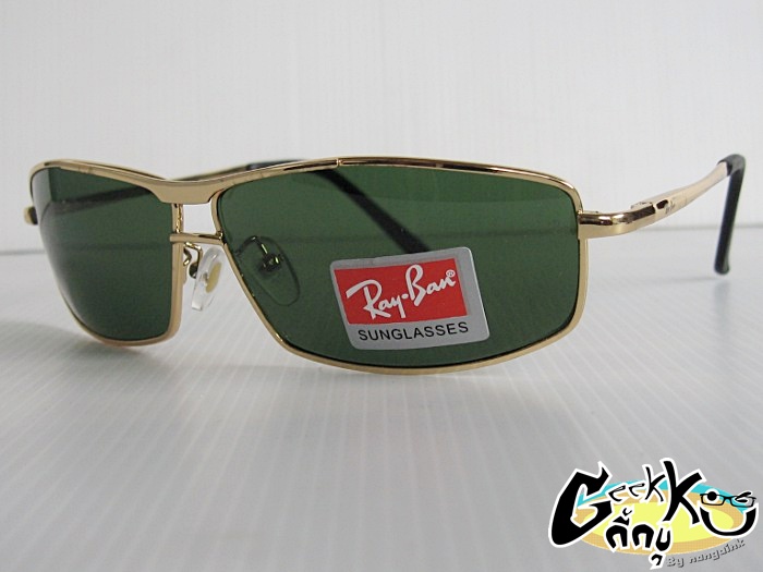   แว่นกันแดด  Ray Ban .  เคาะเดียวค่ะ