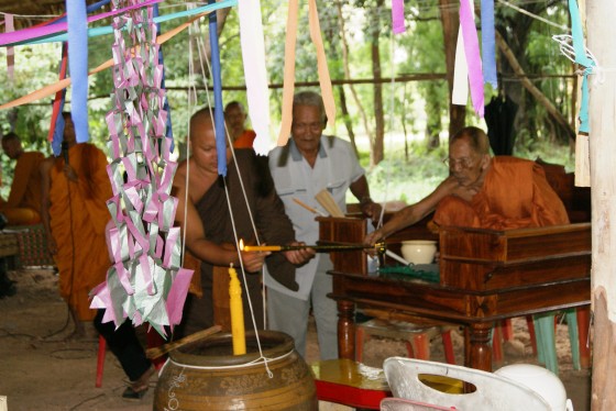 หลวงพ่อผาด วัดบ้านกรวดเนื้อตะกั่วรุ่น 100 ปี ออกวัดปราสาททอง ชุดนี้ลพ.ผาด,หลวงพ่อเมียน 