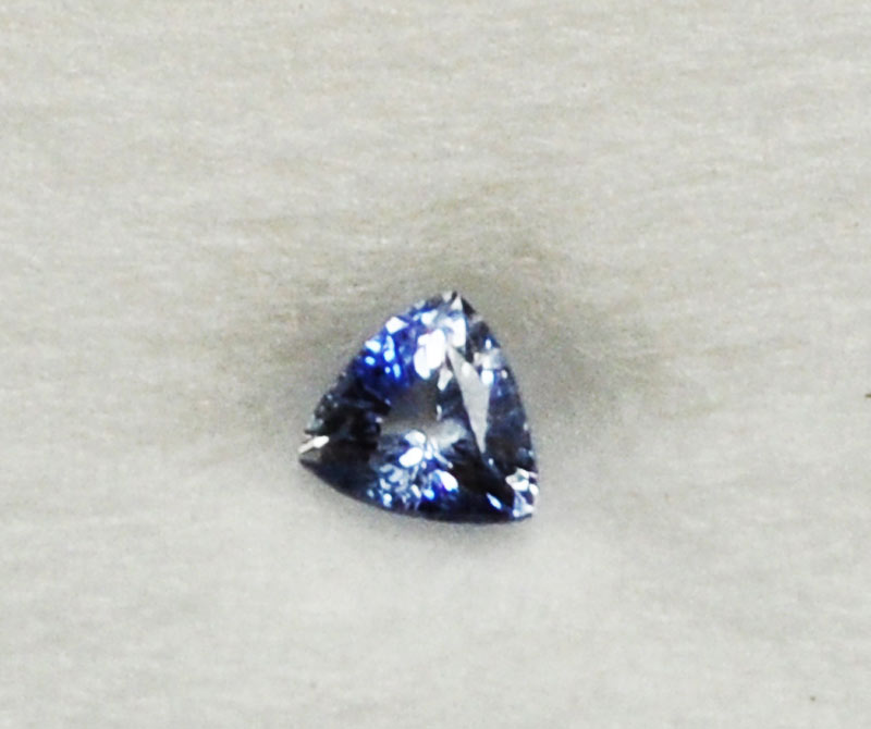 ไพลิน Blue Sapphire