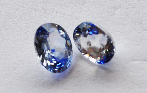 ไพลิน Blue Sapphire ( รหัส 33 )