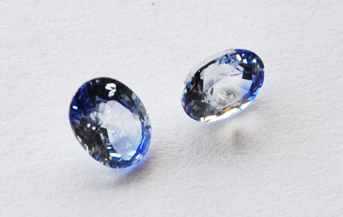 ไพลิน Blue Sapphire ( รหัส 33 )