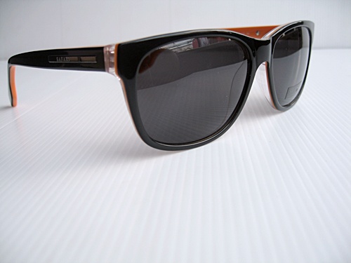  	  แว่นกันแดด SAFARI Polarized รุ่น SF1561เลนส์ชนิดพิเศษ เทค โน โลยี Nano Polarized 