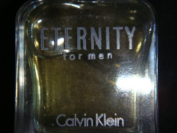 น้ำหอมขวดเล็กน่ารัก ETERNITY for men ขนาด15 ml e (หัวเสปรย์)