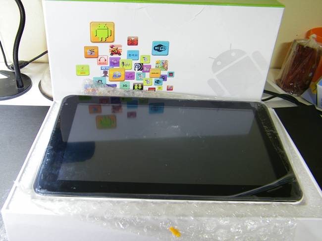  Tablet P8500 เป็นแท๊บเล๊ตจอ 9 นิ้ว CPU 1.2 GHz | Ram DDR3 512MB | Rom 8GB