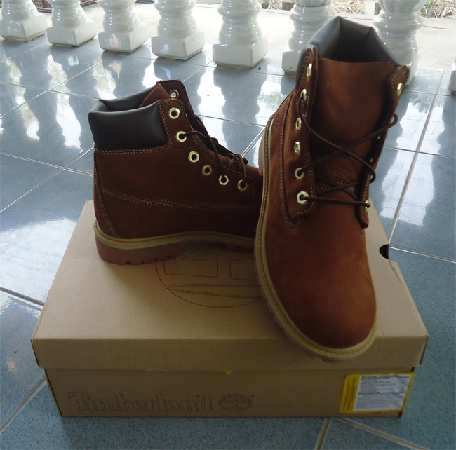 รองเท้า Timberland มือหนึ่ง หนังกลับ สวยทันสมัย แท้ ถูก จัดส่งพร้อมกล่อง 2