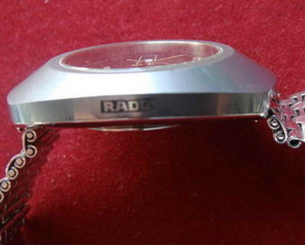 RADO DAISTAR ระบบ QUART