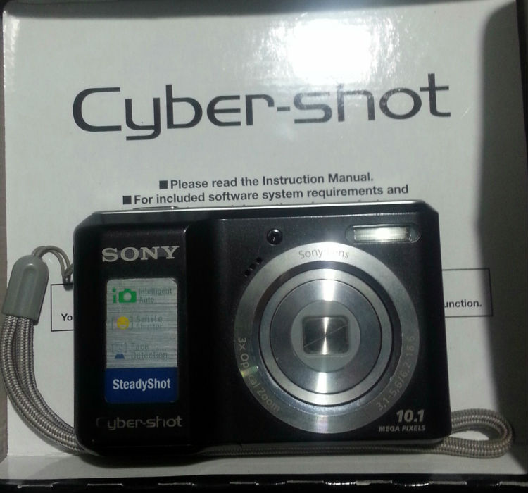 กล้องดิจิตอล Sony Cyber-shot dsc-s2000 10.1ล้านพิกเซลส์ จอ2.5นิ้ว สภาพ95%