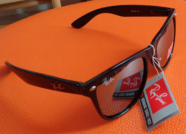 แว่นกันแดด RAYBAN สวยมากครับ ของใหม่