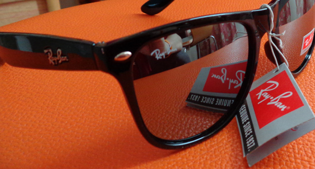 แว่นกันแดด RAYBAN สวยมากครับ ของใหม่