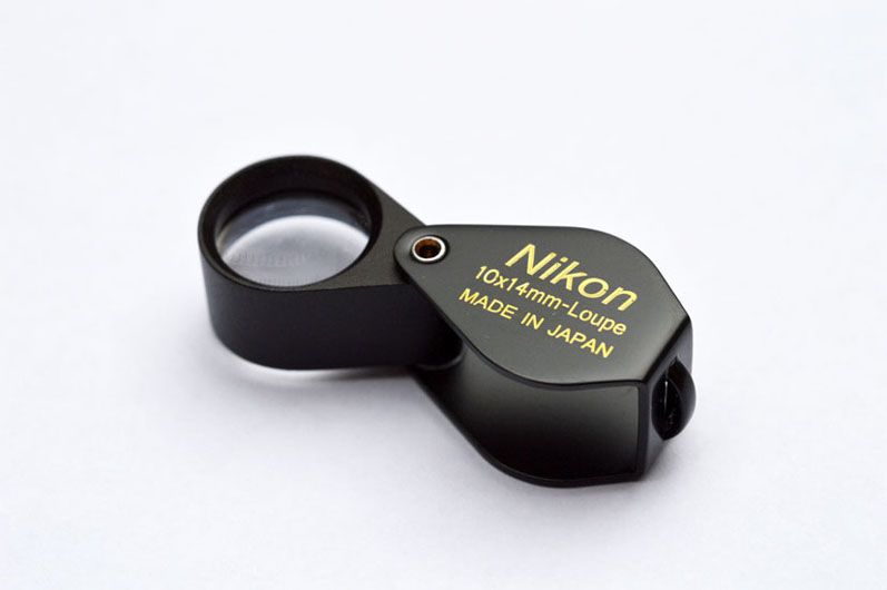 กล้องส่องพระ New! NIKON 10X14 MM ตัวเรือนเหล็กหลัง MINI HD รุ่นใหม่ตัวเล็กพร้อมซองหนังและจัดส่ง EMS