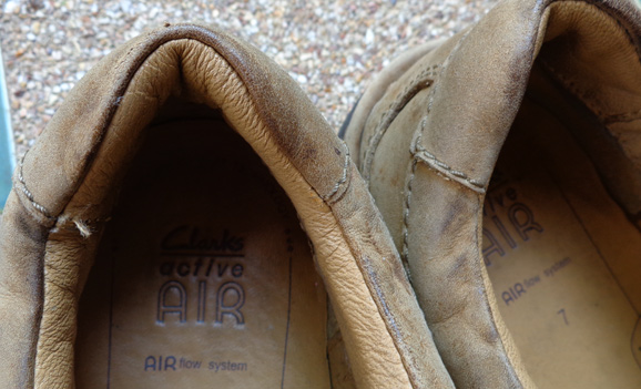 รองเท้า Clarks ของแท้ เทคโนโลยี Active AIR ทำให้สวมสบายและคล่องตัวทุกอิริยาบท