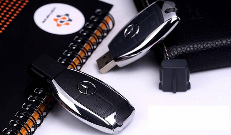 180.-  USU. Flash drive แบบกุญแจรถ mercedes benz 16GB