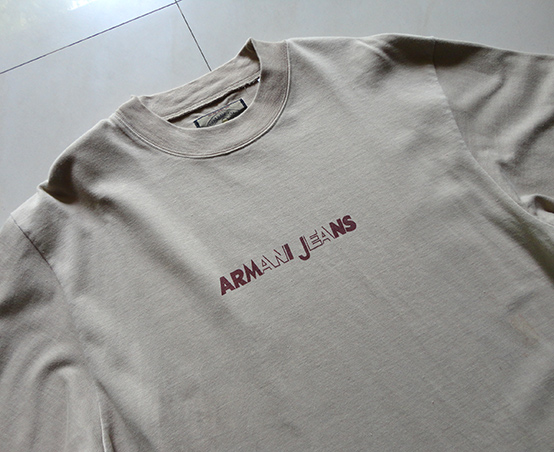 เสื้อยืดแขนยาว ARMANI JEANS ตัวนี้ made in USA.