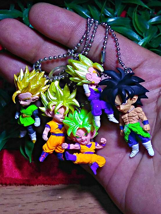 พวงกุญแจsuper dragon ball heroeพร้อมกัน 5 ตัว ไม่ผ่านการใช้งานจากต่างประเทศ