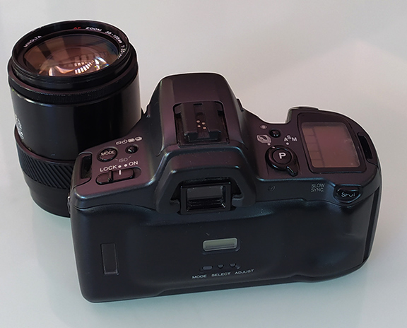 กล้อง Minolta 303 Si super พร้อมเลนส์ 35-105 ดีไซน์สวยคลาสสิค บอดี้ยังสวยตามรูป