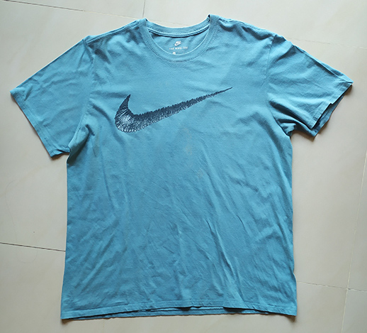 เสื้อยืด NIKE ของแท้ ซื้อจากญี่ปุ่น (คิดเป็นเงินไทยประมาณ 2800++) เบอร์ XL