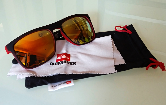 แว่นกันแดด QUIKSILVER ใหม่ๆเลยครับ