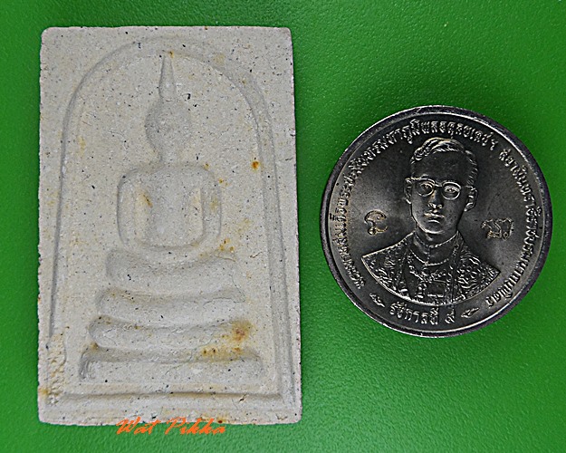 พระสมเด็จหลวงพ่อยิด วัดหนองจอก ประจวบคีรีขันธ์ .1758.*