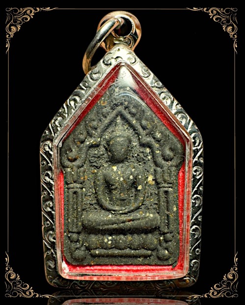 ขุนแผนแม่พิกุลพิมพ์เล็กเนื้อดำเพชรพระกาฬโรยผงตะใบวัชระธาตุตะกรุดเงิน - 1