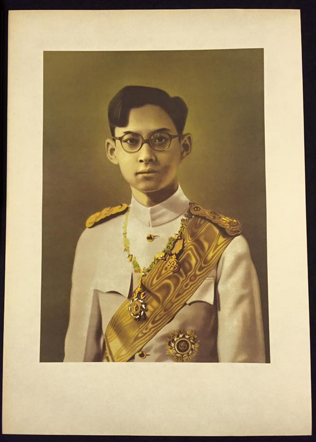 ภาพพิมพ์เก่าพระบรมฉายาลักษณ์ ในหลวงเหรียญเดียว  - 1