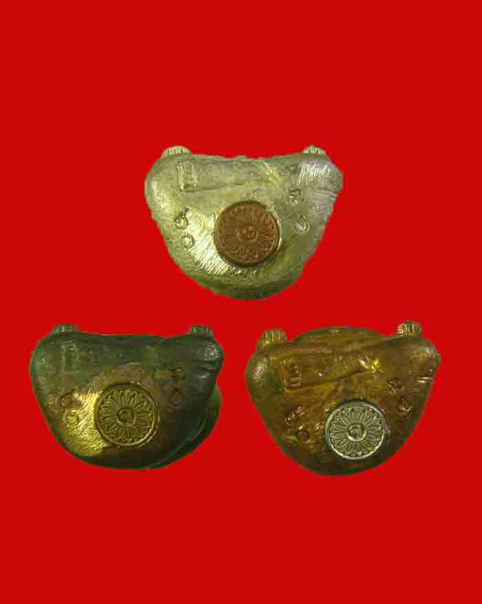 รูปหล่อพระสังกัจจายน์ หลวงพ่อจรัญ วัดช่องลม 2 จ.ชุมพร รุ่นแรก ปี 5ุ6 ชุดกรรมการ หมายเลข 60 - 3