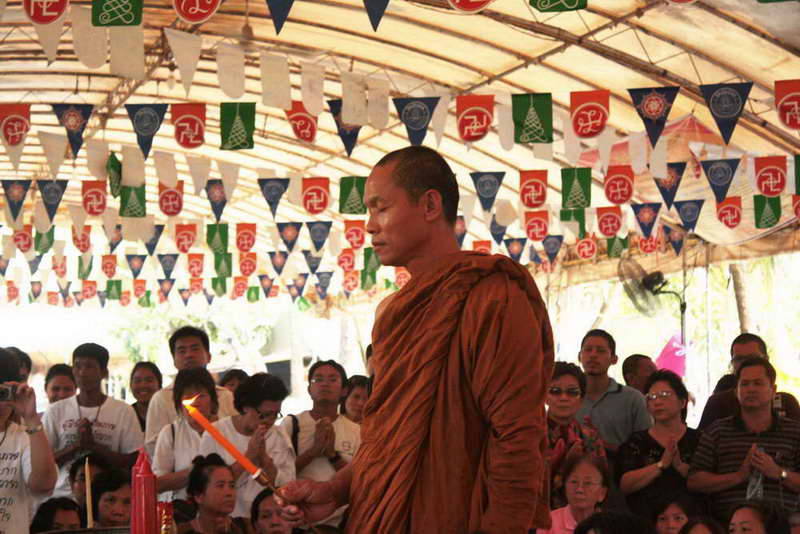 พระหลวงปู่ทวดพิมพ์ใบโพธิ์ เนื้อผงสีดำ รุ่นประสะโลหิต หลวงปู่พุทธะอิสระ วัดอ้อน้อย จ.นครปฐม  3 - 3