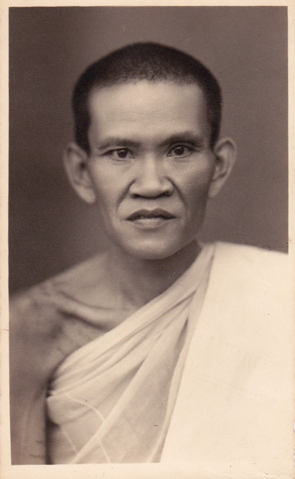 รูปถ่ายหลวงพ่อน้อย คันธโชโต วัดศรีษะทอง นฐ. - 1