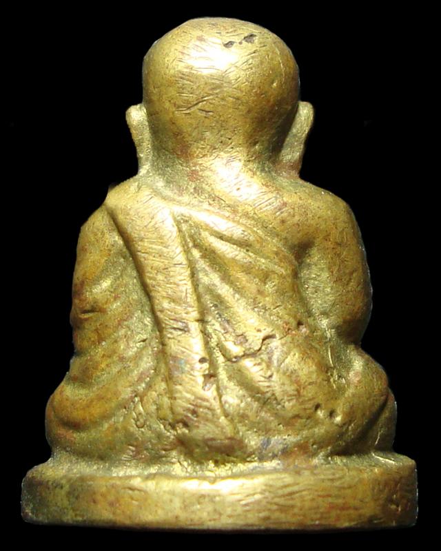 รูปหล่อหลวงพ่อเงิน ช้างคู่ วัดท้ายน้ำ 2526 - 3