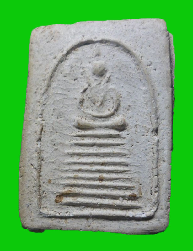 สมเด็จเก้าชั้นอกวีเศียรโตหลังยันต์สาริกาหลวงพ่อเผือกวัดกิ่งแก้ว - 1