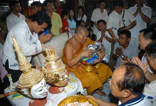 ลูกสะกด หลวงพ่อสุวรรณ ถิรสุทโธ วัดยาง จ.อ่างทอง - 4