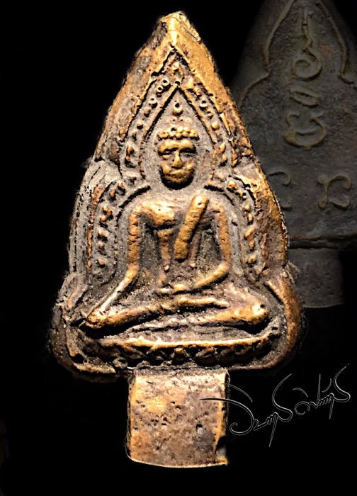 เหรียญหล่อพระพุทธชินราช พิมพ์เข่าลอย รุ่น2 ปี2517 ตัดจากช่อ - 1