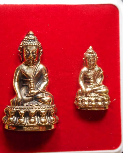 พระกริ่งรุ่นแรกหลวงพ่อสุดใจ ทันตมโน เนื้อขันลงหิน ปี ๒๕๖๒ วัดป่าบ้านตาด อุดรธานี - 2