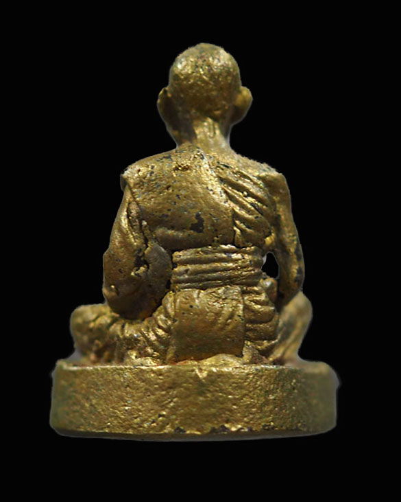 พระรูปหล่อโบราณ หลวงปู่นิล อิสริโก วัดครบุรี จ.นครราชสีมา เนื้อทองผสม ปี 2536 กล่องเดิมวัด  “หลวง ปู - 2