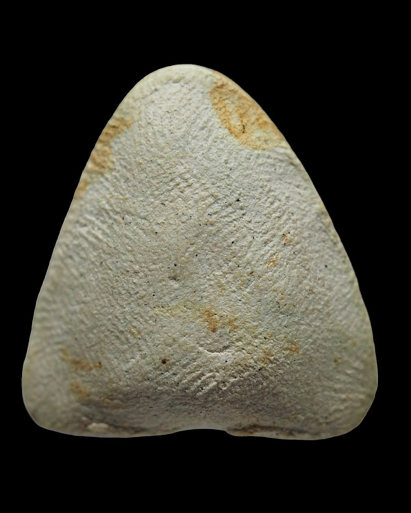 พระผงพิมพ์พระสังกัจจายน์ เนื้ออมเขียว วัดประสาทบุญญาวาส กรุงเทพฯ พิธีใหญ่ ปี ๒๕๐๖ มวลสารผสมผงวัดระฆ - 2