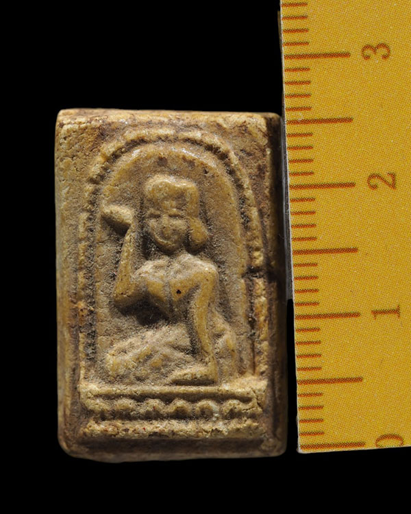 นางกวักหลวงพ่อกวย วัดโฆสิตาราม จ.ชัยนาท เนื้อผงน้ำมัน ***สภาพผ่านการใช้ เก่าเดิม พระบ้าน - 4