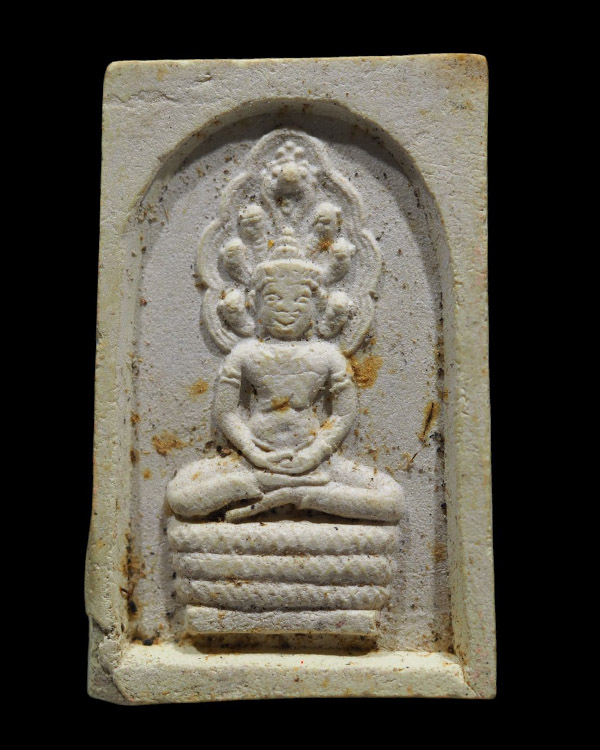 พระผงรูปเหมือน หลวงปู่ครูบาชัยยะวงศาพัฒนา หลังหลังพระประจำวันเสาร์ วัดพระพุทธบาทห้วยต้ม จ.ลำพูน รุ่ - 3