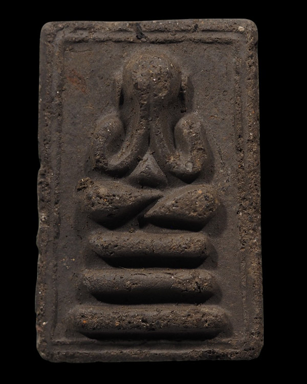 พระปิดตา หลังพญานาค (หายากมากๆ) เจ้าคุณเที่ยง วัดระฆังฯ กรุงเทพฯ ปี ๒๕๐๗ สร้างจากเนื้อดินหุ่นหรือดิน - 2